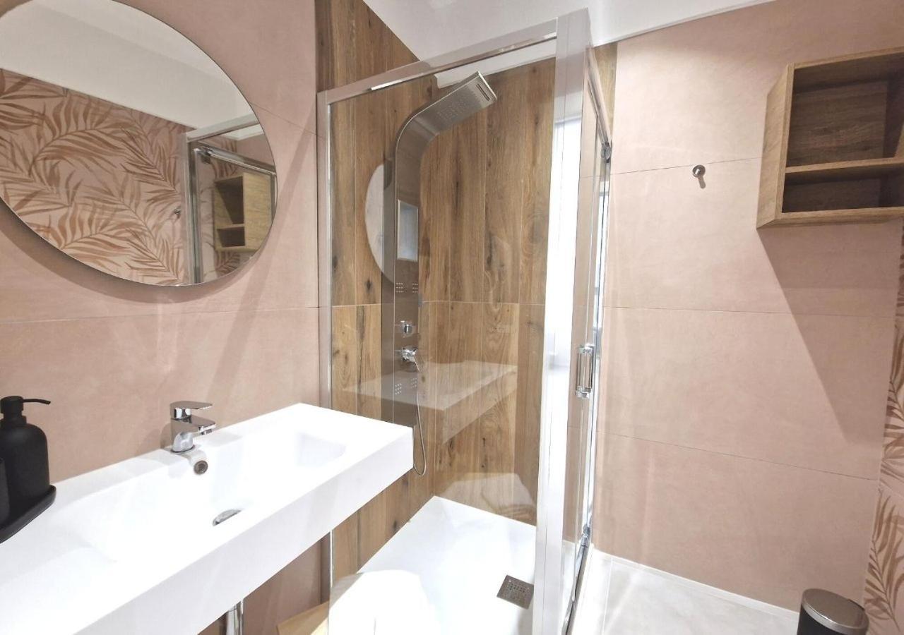 B&B Tra Le Vie Del Borgo Βιέστε Εξωτερικό φωτογραφία