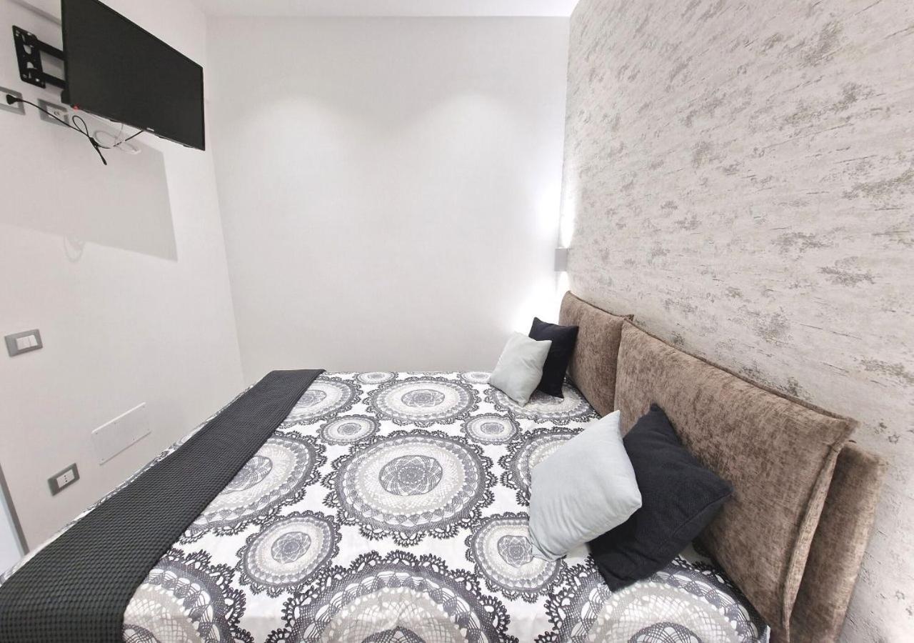 B&B Tra Le Vie Del Borgo Βιέστε Εξωτερικό φωτογραφία