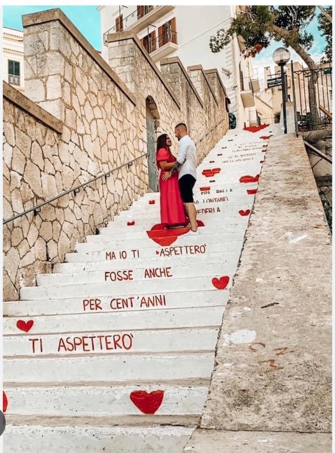 B&B Tra Le Vie Del Borgo Βιέστε Εξωτερικό φωτογραφία